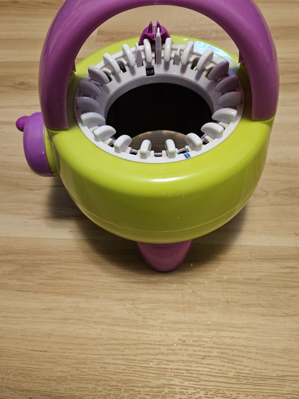 Knitting Machine-Small - Picture 5 of 6